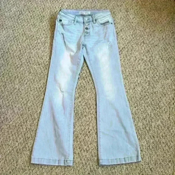Kancan Mid-Rise Petite Flare Lightwash Lightly Distressed Button-Fly Petite Sz 5 - Picture 3 of 13